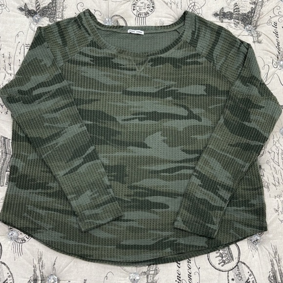 Sweet Romeo Cozy Thermal Pullover Top (Plus Size) - Picture 2 of 4